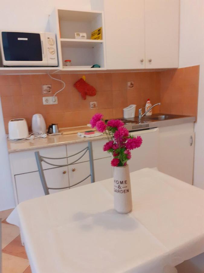 Petra Apartmanhaz Kehidakustány Zewnętrze zdjęcie