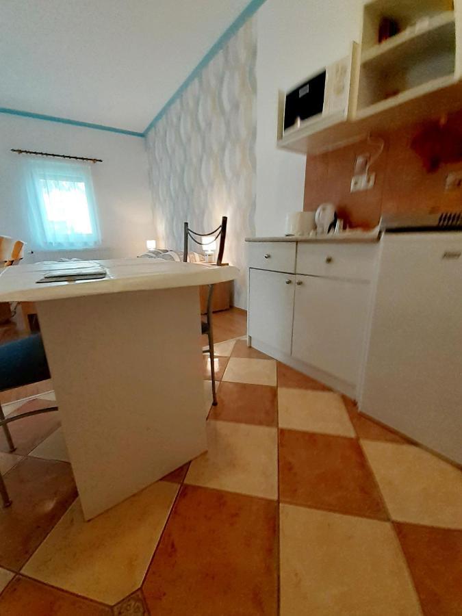 Petra Apartmanhaz Kehidakustány Zewnętrze zdjęcie